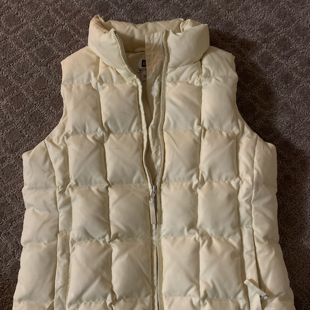 Gap Women bubble vest